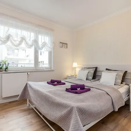 Apartment Black&white - Silver House Free Parking *