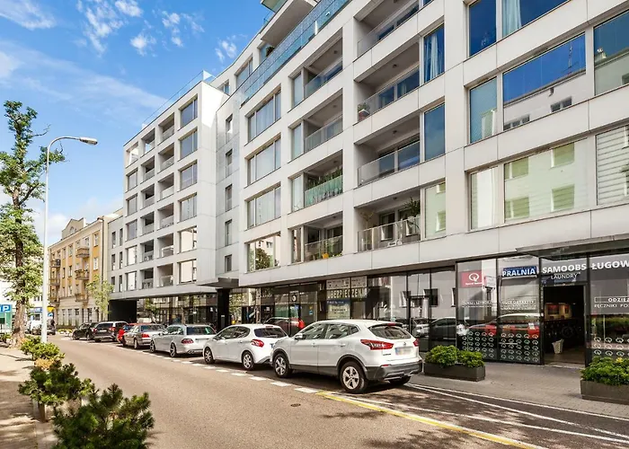 Black&white - Silver House Free Parking 格丁尼亚