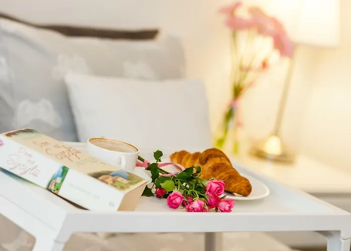 Black&white - Silver House Free Parking *