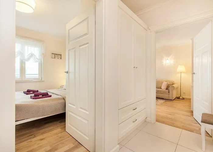 公寓 Black&white - Silver House Free Parking