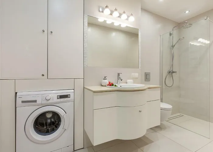 Black&white - Silver House Free Parking * 格丁尼亚